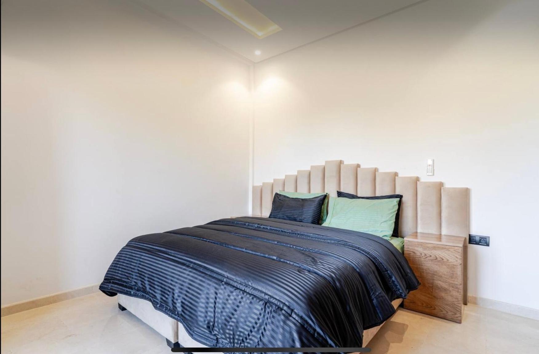 Exotic Vip Family Only -service Chambre,billard,ping-pong,piscine Privee -chauffee Sur Demande- Villa