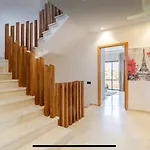 Exotic Vip Villa Family Only -Service Chambre,Billard,Ping-Pong,Piscine Privee -Chauffee Sur Demande-
