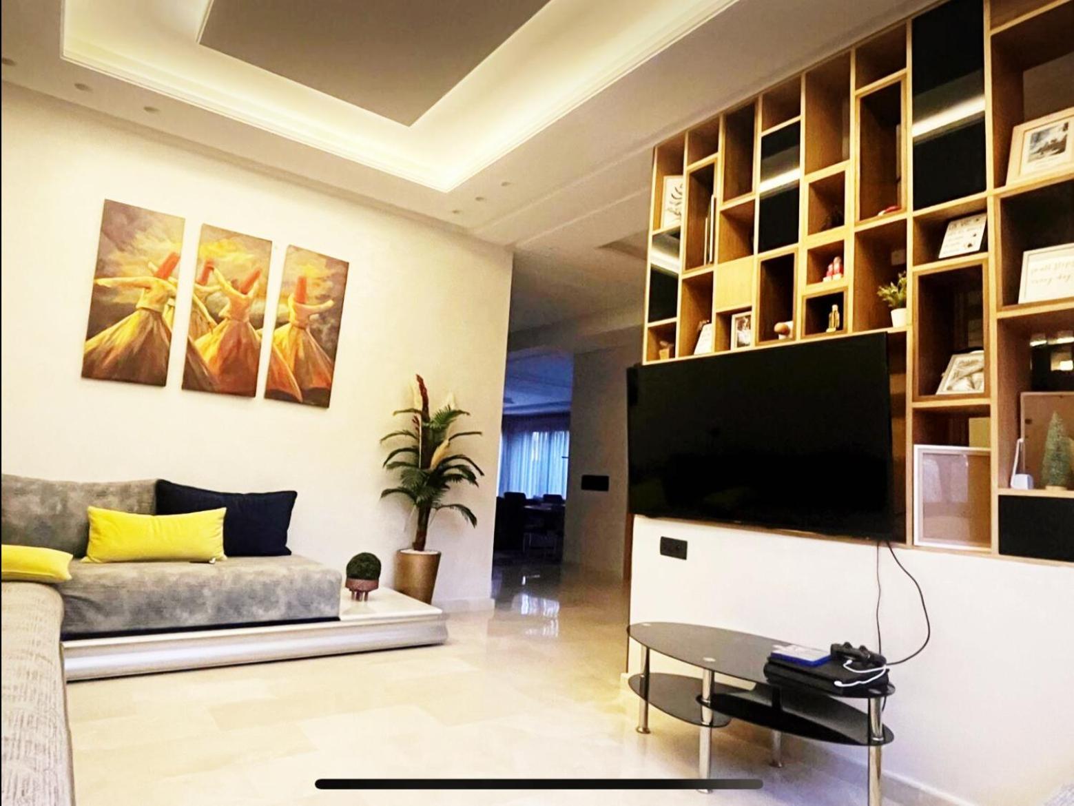 Villa Exotic Vip Family Only -service Chambre,billard,ping-pong,piscine Privee -chauffee Sur Demande- *
