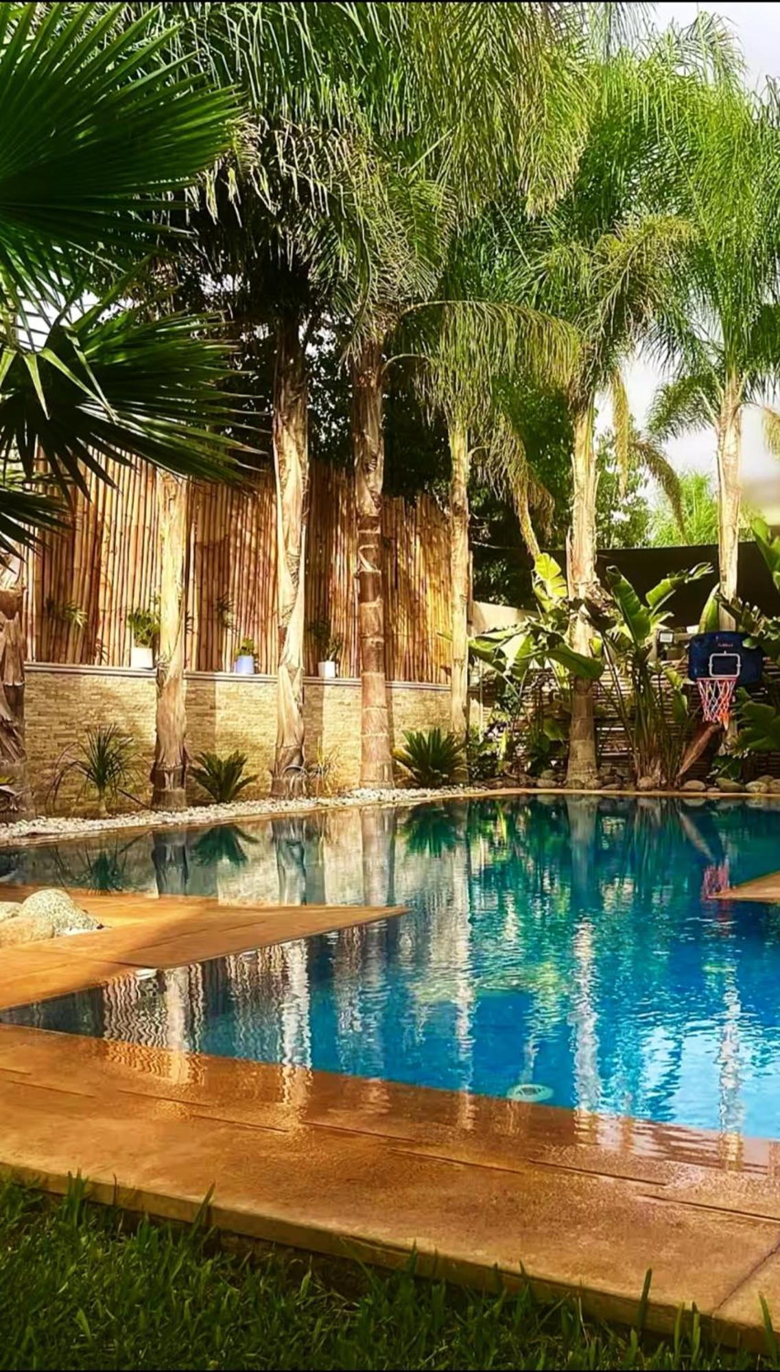Villa Exotic Vip Family Only -service Chambre,billard,ping-pong,piscine Privee -chauffee Sur Demande- *
