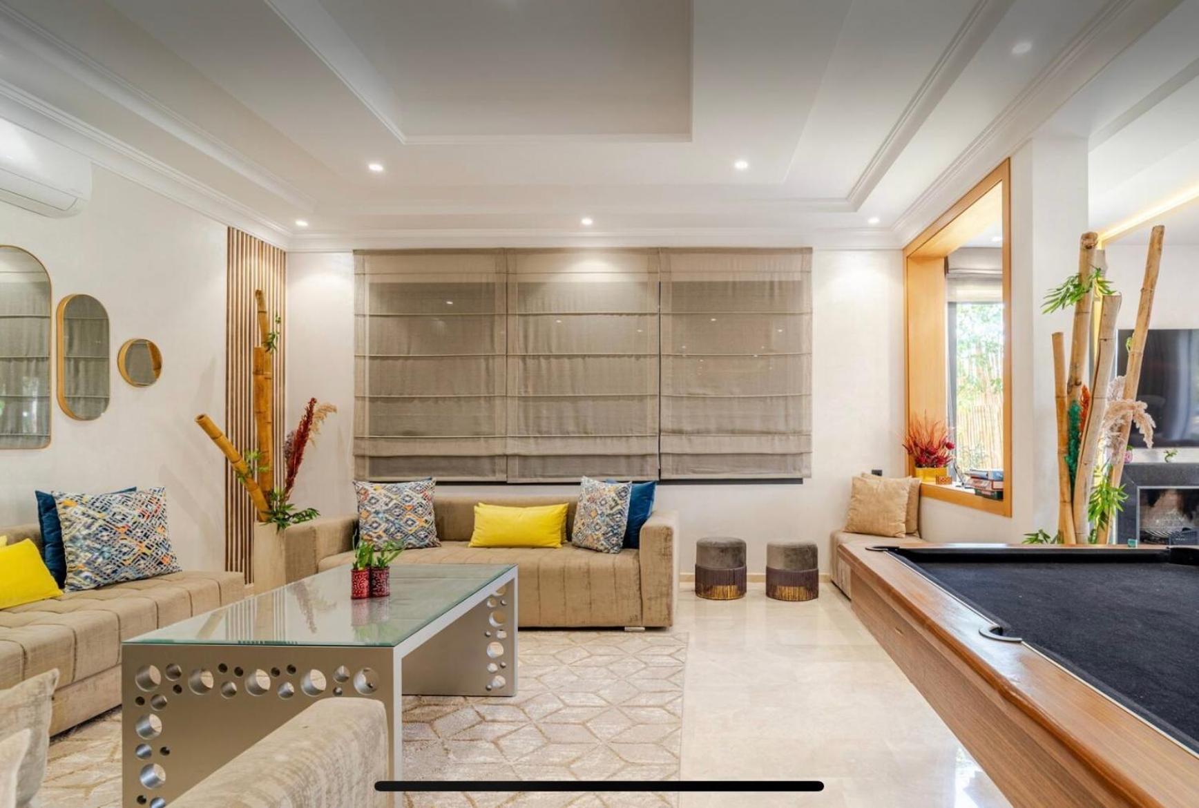 Exotic Vip Family Only -service Chambre,billard,ping-pong,piscine Privee -chauffee Sur Demande-