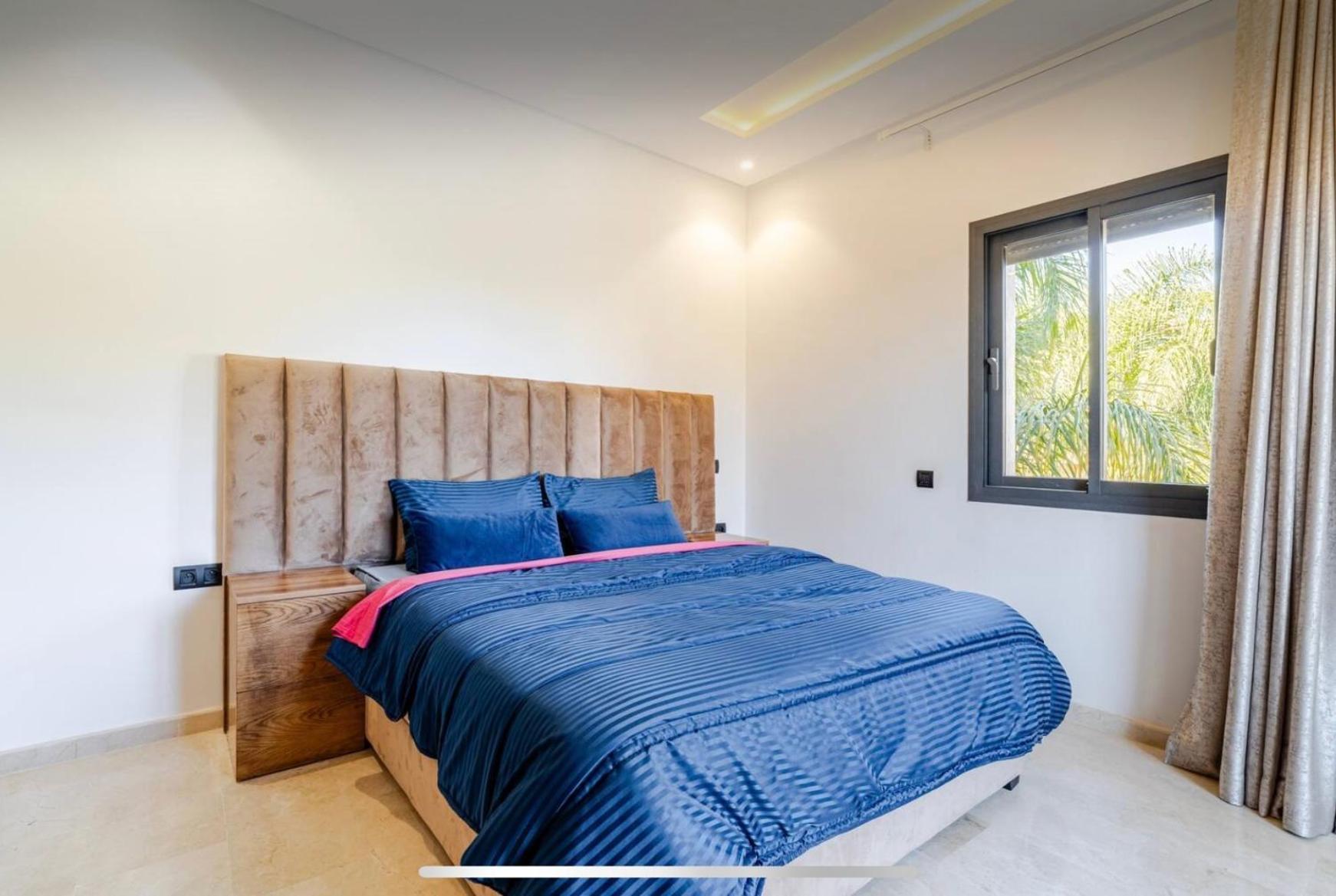 Exotic Vip Family Only -service Chambre,billard,ping-pong,piscine Privee -chauffee Sur Demande- Villa